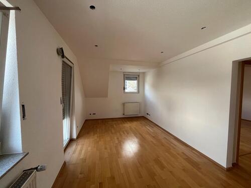 Foto - Wohnung zum vermieten - 980,00&nbsp;EUR Kaltmiete, ca.&nbsp; 90,00&nbsp;m&sup2;