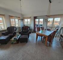 Exklusives 2-Zi Penthouse mit 30 m2 Dachterasse 10 min zum See - Friedrichshafen Ailingen