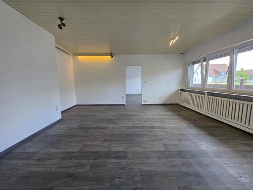 Foto - Großzügige 2-3 Zimmerwohnung im Obergeschoss mit Balkon und Dachterrasse