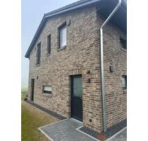 NEUWERTIG ! MODERNE DOPPELHAUSHÄLFTE HAUS in HEMMOOR nähe STADE