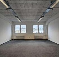 Helle Bürofläche (41m²) für Teams mit Fenster, Aufzug und Glasfaser – ab April - Berlin Tempelhof-Schöneberg