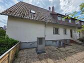 Foto - Großzügiges Zweifamilienhaus mit großem Garten in ruhiger Wohnlag