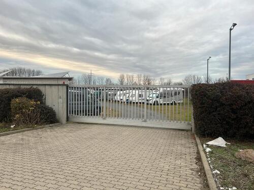 Foto - Aussenstellplätze für Wohnwagen, Mobile und andere Fahrzeuge