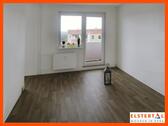 Foto - Ideale Singlewohnung! Neuer Bodenbelag Bad mit Wanne Balkon mit super Ausblick!