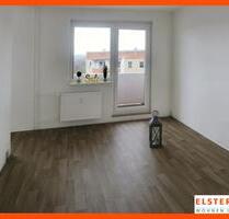 Ideale Singlewohnung! Neuer Bodenbelag Bad mit Wanne Balkon mit super Ausblick! - Gera Bieblach-Ost