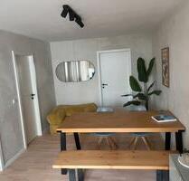 Schönes WG-Zimmer in Wohnung mitten in Karlsruhe