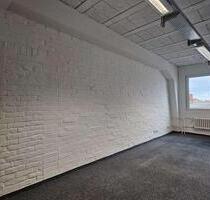Helles Einzelbüro (18m²) mit Fenster, Aufzug und Glasfaser – ab April verfügbar - Berlin Tempelhof-Schöneberg