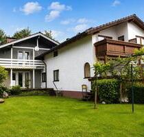 Provisionsfrei – Zwei Häuser auf großzügigem Grundstück Haus - Stephanskirchen