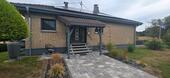 Foto - Einfamilien Haus Winkel Bungalow mit viel Grundstück und Pool