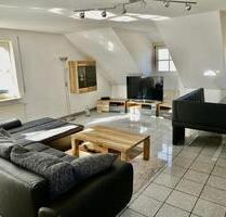 Helle Wohnung mit Balkon und Kfz-Stellplatz! - Rottendorf