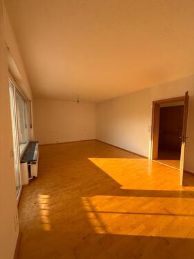 Foto - 2.5 Zimmer Etagenwohnung zur Miete in Kürnach