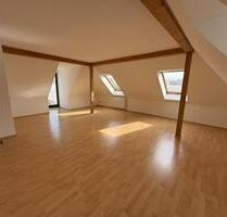 Helle 3-Raum-Wohnung mit schönem Balkon in Zwickau