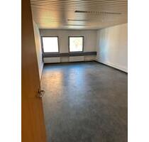 Büro Raum oder Lager Studio direkt am HBF Darmstadt
