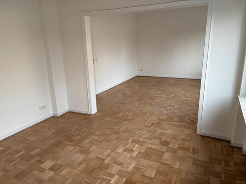 Foto - Helle 3-Zimmer Wohnung mit 90 m² in Maintal mit Garten