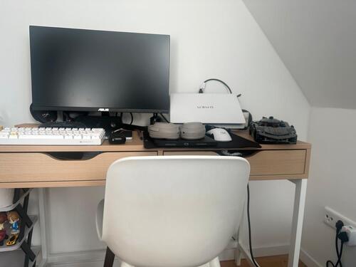 Foto - 1 Zimmer Dachgeschoßwohnung zur Miete in Buckenhof