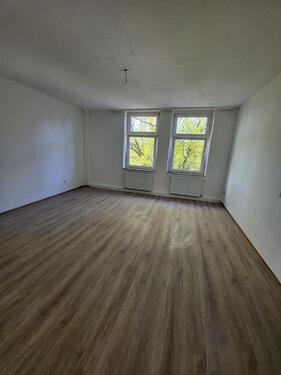 Foto - 5 Zimmer Wohnung zu vermieten - 1.000,00&nbsp;EUR Kaltmiete, ca.&nbsp; 123,00&nbsp;m&sup2;