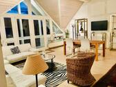 Foto - Möblierte, ruhige & lichtdurchflutete Dachgeschoss-Wohnung