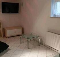 Zimmer ca 30m² - 400,00&nbsp;EUR Kaltmiete, ca.&nbsp; 30,00&nbsp;m&sup2; in Weißenburg in Bayern (PLZ: 91781)