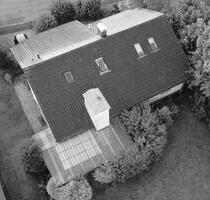 Gepflegte Immobilie mit Garten, Terrasse, Garage + 2 Stellplätzen - Lichtenfels