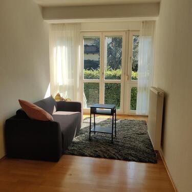 Foto - 3 Raumwohnung mit Balkon, Gartenausgang und Garage