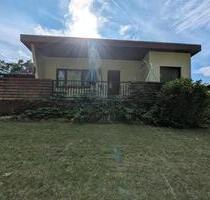Bungalow mit Grundstück - 110.000,00 EUR Kaufpreis, in Storkow (Mark) (PLZ: 15859)