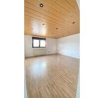 Lichtdurchflutete 95 m² 3ZKB direkt bezugsfertig - Püttlingen