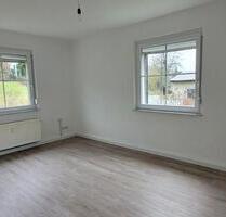 Helle 4-Zimmer-Wohnung in Idar mit Balkon und Gartenmitbenutzung - Idar-Oberstein