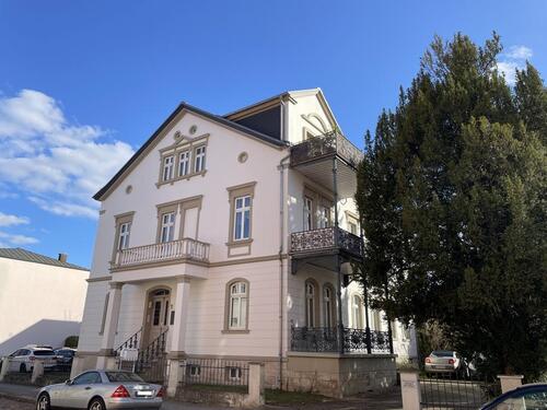 Foto - Modernes Wohnglück: Großzügige 2-Zimmer-Wohnung mit Balkon, EBK & Stellplatz