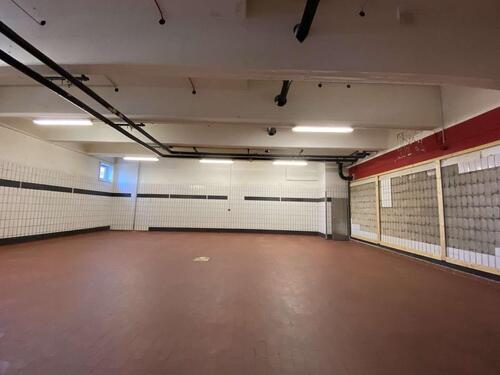 Foto - Effiziente 113 m² Lagerfläche: Ebenerdig andienbar mit LKW-Rampe