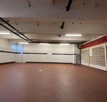Effiziente 113 m² Lagerfläche: Ebenerdig andienbar mit LKW-Rampe - Berlin Spandau