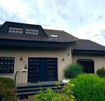 Viel Platz für Ihre Ideen: Gepflegtes Haus in Brüggen