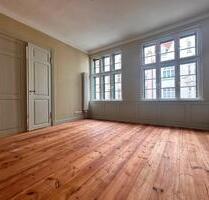 Wohnen im Denkmal mit Top-Ausstattung und PKW-Stellplatz! - Wismar Altstadt