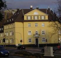 Stilvolle 5-Zimmer-Altbauwohnung mit Balkon - Mönchengladbach