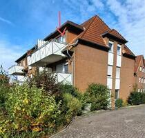 2 Zimmer DG Wohnung, 55 qm, Balkon, Stellplatz, in Rodenberg