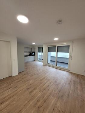 Foto - KFW 55_ 2-Zimmer-Wohnung mit große Trasse und Einbauküche in Holz