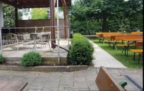 Foto - Gasthof Pension Gaststätte mit Saal und 11 Gästezi. zur Pacht