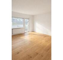 Moderne helle 3-Zimmer Wohnung mit Balkon in ruhiger Lage - Heroldsberg