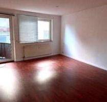 Schöne 2 Zimmer-Wohnung mit Einbauküche, Balkon und TG-Stellplatz - Remscheid Lüttringhausen