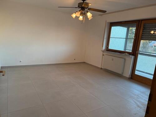 Foto - Gepflegte 3 ZKB mit Balkon, Garten und Garage