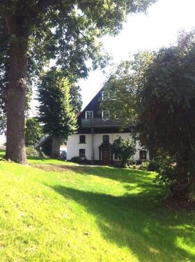 Foto - 'Haus im Haus': urgemütlich Wohnen und Arbeiten - mitten im Grüne