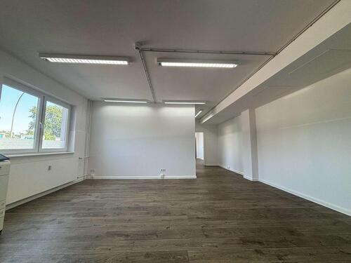 Foto - Gut geschnittene Gewerbefläche im Erdgeschoss in Berlin-WestendSpandau - ca.127m² mit Einbauküche