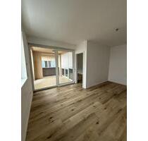 Bezugsfreie 3-Zimmer-Wohnung mit Loggia & Stellplatz (EG) - Landau in der Pfalz