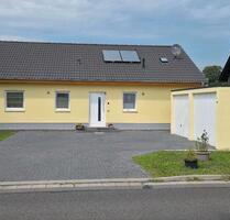 modernes Einfamilienhaus mit Doppelgarage und großem Grundstück - Lübbenau (Spreewald)