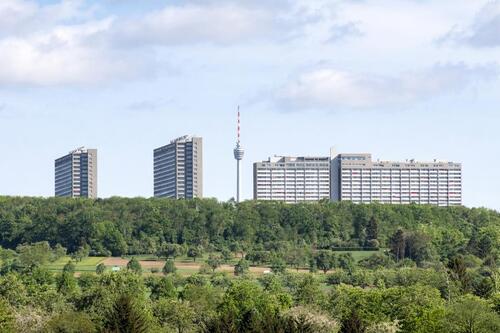 Foto - S-Asemwald: Gepflegte 3,5-Zimmer-Wohnung mit schöner Aussicht im 9. OG