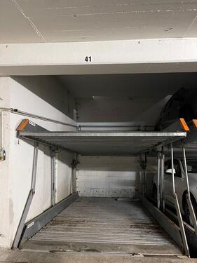 Foto - Tiefgaragenstellplatz (Duplex) in der Hufelandstraße zu vermieten