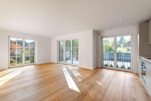 Foto - Naturnahe und ruhige Lage: Stylische 3,5-Zimmer-Wohnung mit Balkonen und Hobbyraum