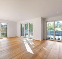 Naturnahe und ruhige Lage: Stylische 3,5-Zimmer-Wohnung mit Balkonen und Hobbyraum - München Ramersdorf-Perlach