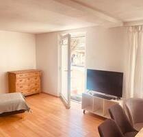 1 Zimmer in WG (möbliert) - 870,00&nbsp;EUR Kaltmiete, ca.&nbsp; 40,00&nbsp;m&sup2; in Kirchseeon (PLZ: 85614)