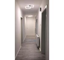 Lichtdurchflutete, kernsanierte 4ZKB, Erstbezug in NK-City Nähe - Neunkirchen