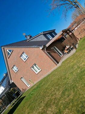 Foto - Doppelhaushälfte - 1.700,00&nbsp;EUR Kaltmiete, ca.&nbsp; 125,00&nbsp;m&sup2;